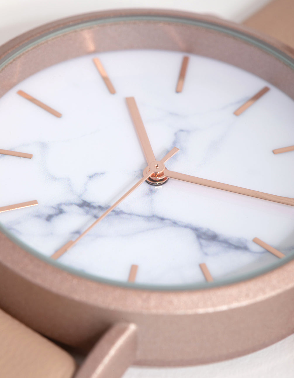 Rose Gold Marble Dial PU Strap Watch