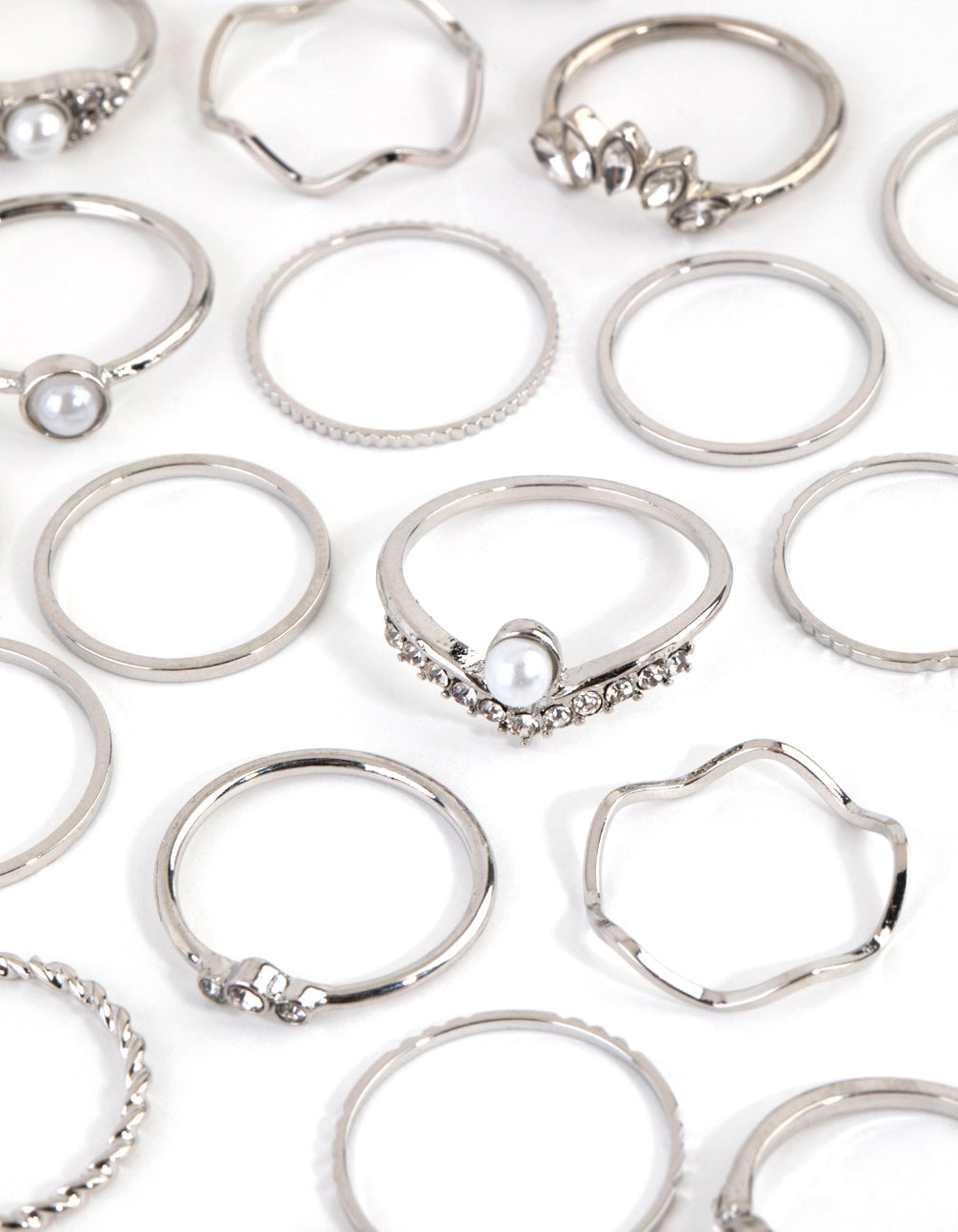 Silver Diamante & Pearl Ring 24-Pack