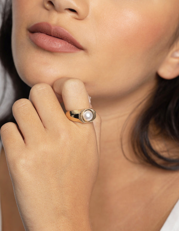 Gold Hexagon Pearl Ring