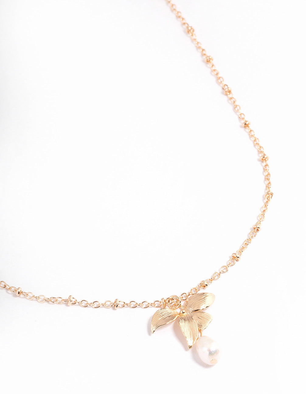 Freshwater Pearl Flower Pendant Necklace