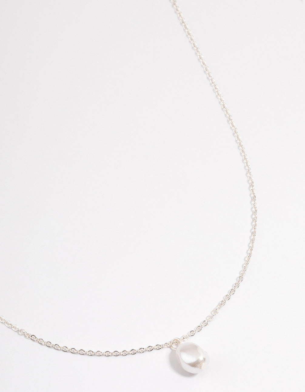 Silver Pearl Dangle Necklace