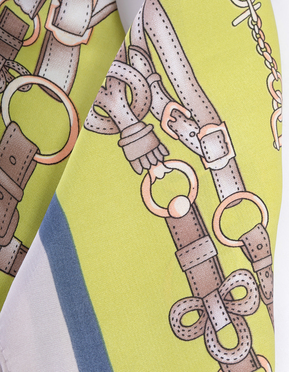 Green Fabric Chain Link Scarf