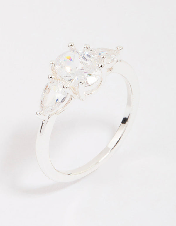 Elegant silver plated oval enchanting ring featuring stone cut detailing close up view