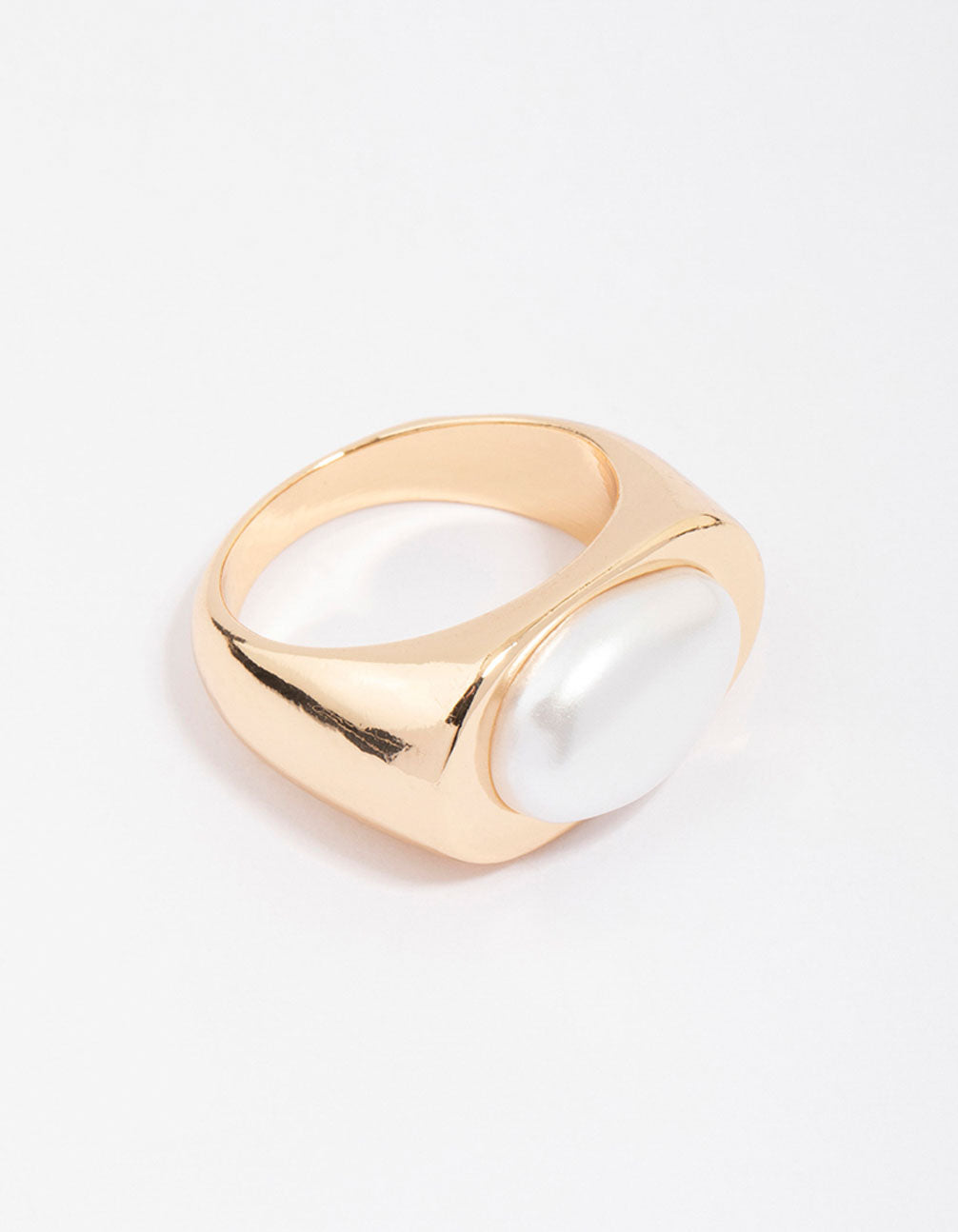 Gold Oval Pearl Signet Ring