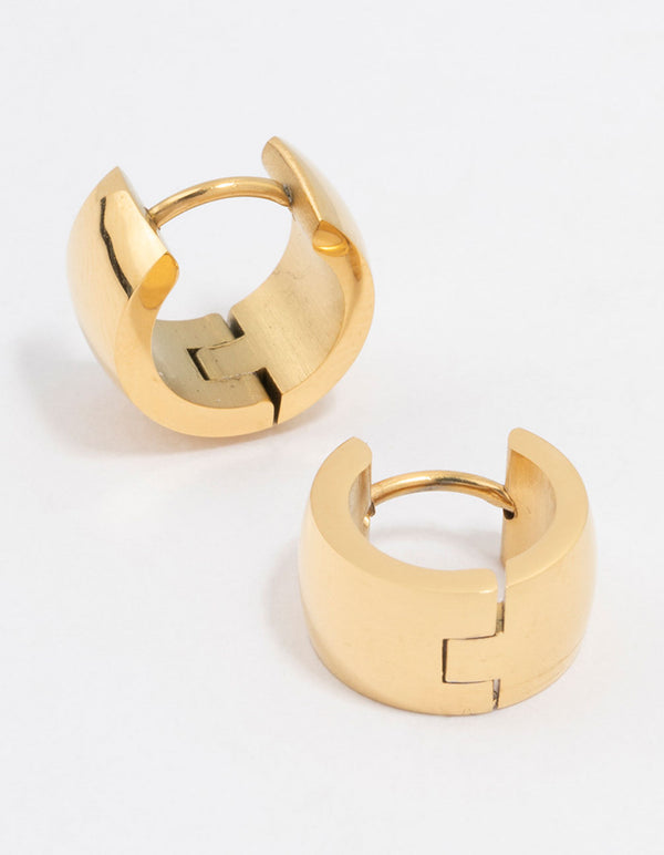 Showcasing waterproof gold plated stainless steel huggie hoop earrings with polished finish front view