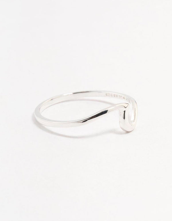 Featuring a sterling silver wave ring front view