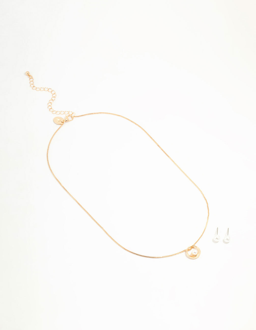 Gold Open Circle Necklace & Pearl Stud Earrings