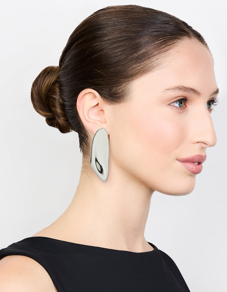 Statement Voluminous Curved Drop Earring Pale Gold