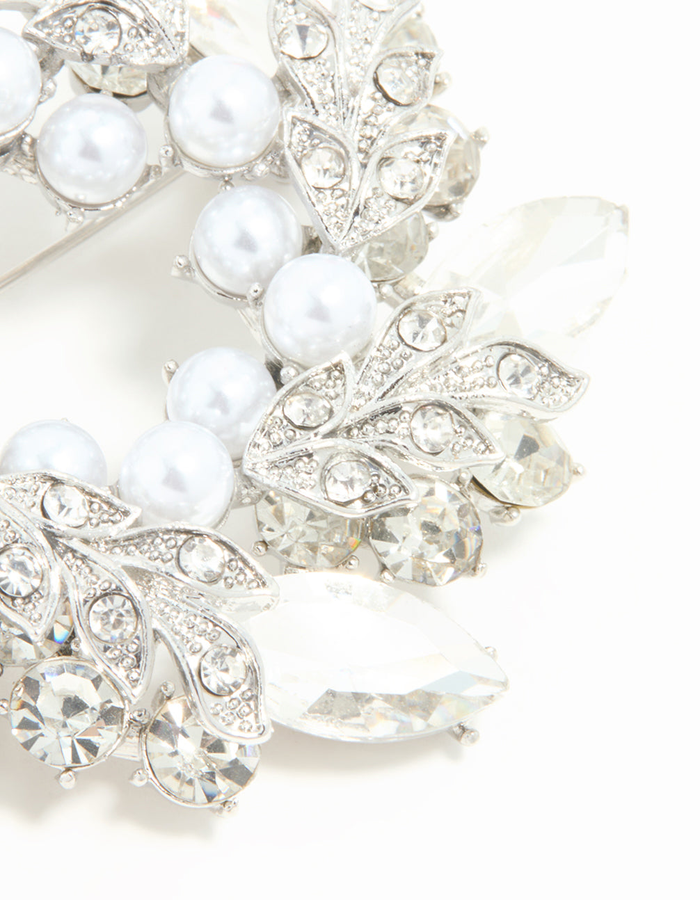 Silver Diamante Pearl Wreath Brooch