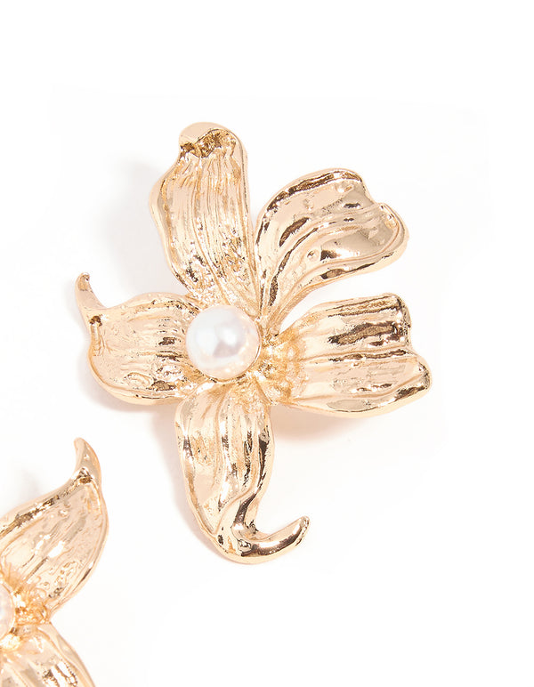 Gold Pearl Textured Flower Stud Earrings