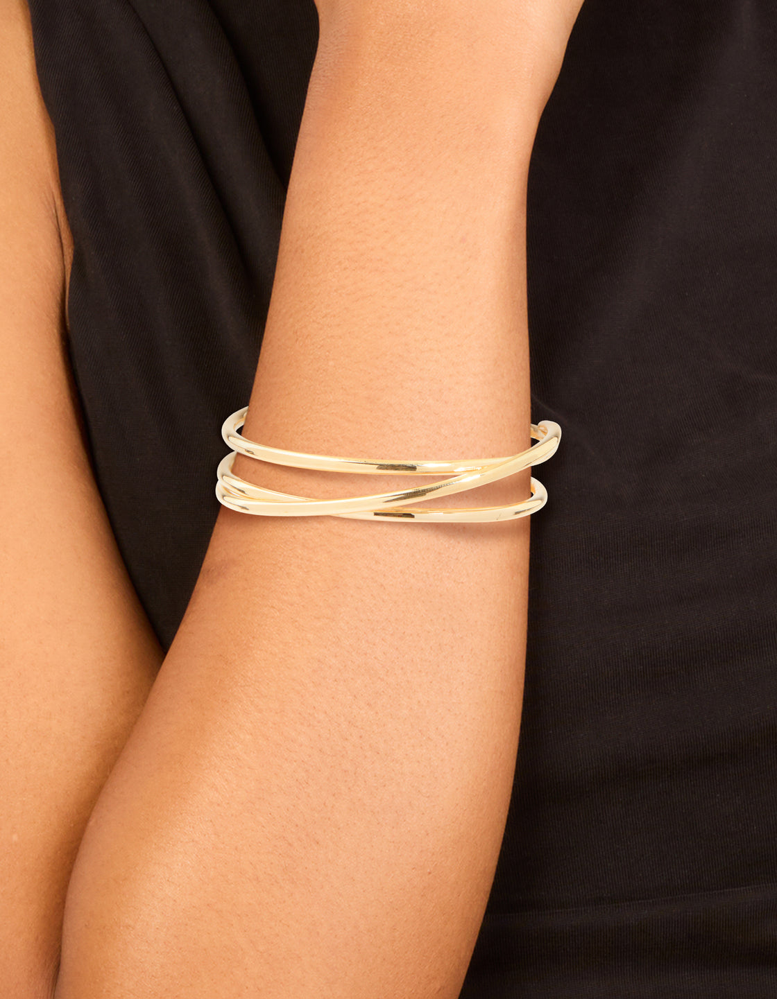Gold Wire Lines Wrist Cuff