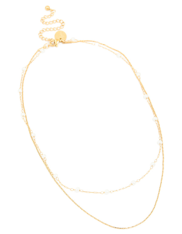 Showcasing a waterproof gold plated stainless steel pearl layered chain necklace front view