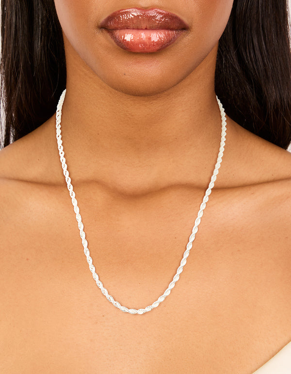 Presenting a waterproof stainless steel twist chain necklace in silver for statement style on neck view