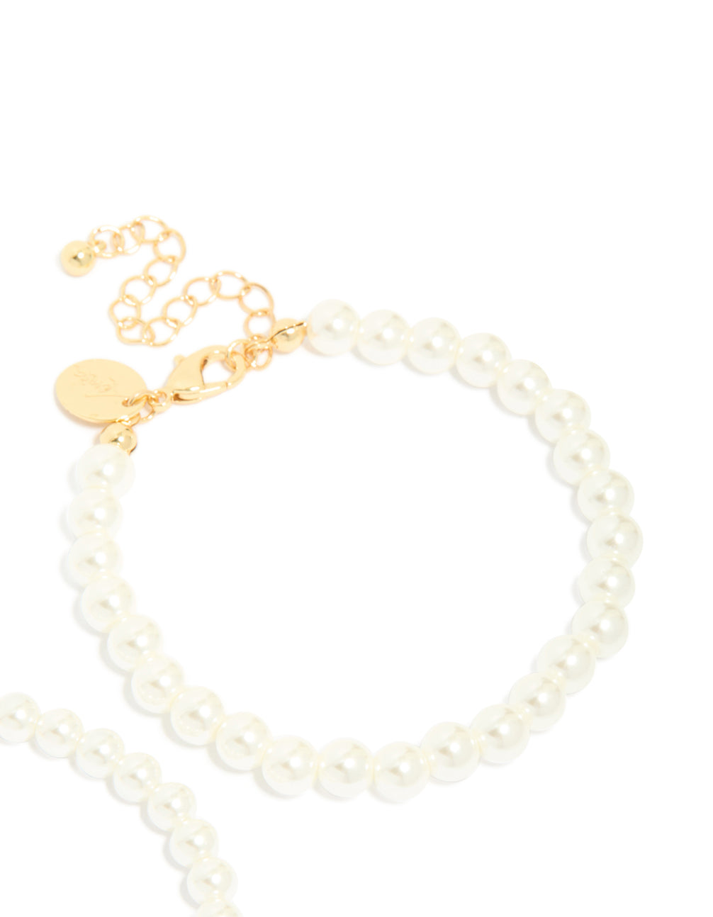Highlighting Gold Plated Classic Pearl Bracelets 2-Pack designed in white and gold close up view