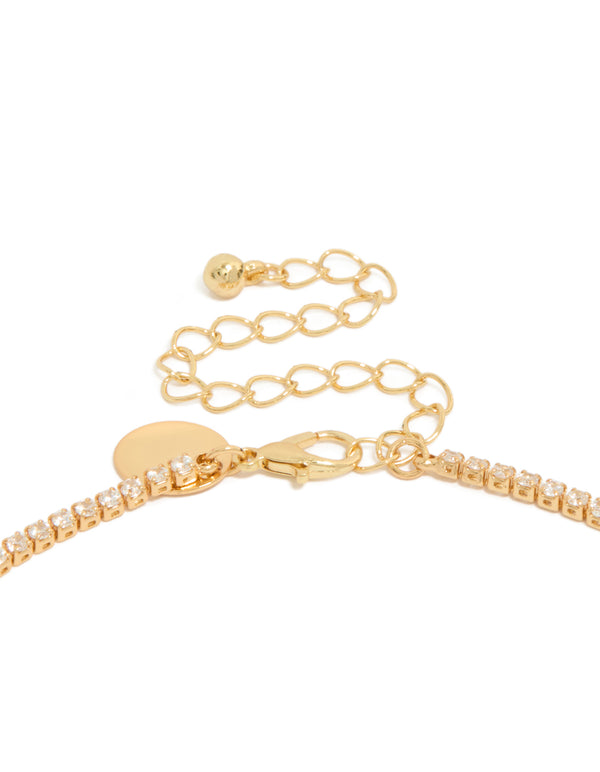 This gold plated gradient bezel cubic zirconia necklace in statement style clasp detail view