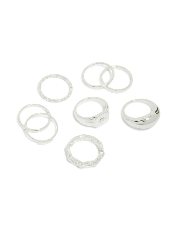 Explore this celestial dainty ring set in silver featuring star details front view