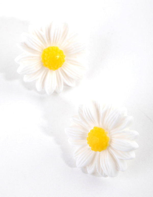 Plastic Daisy Stud Earrings