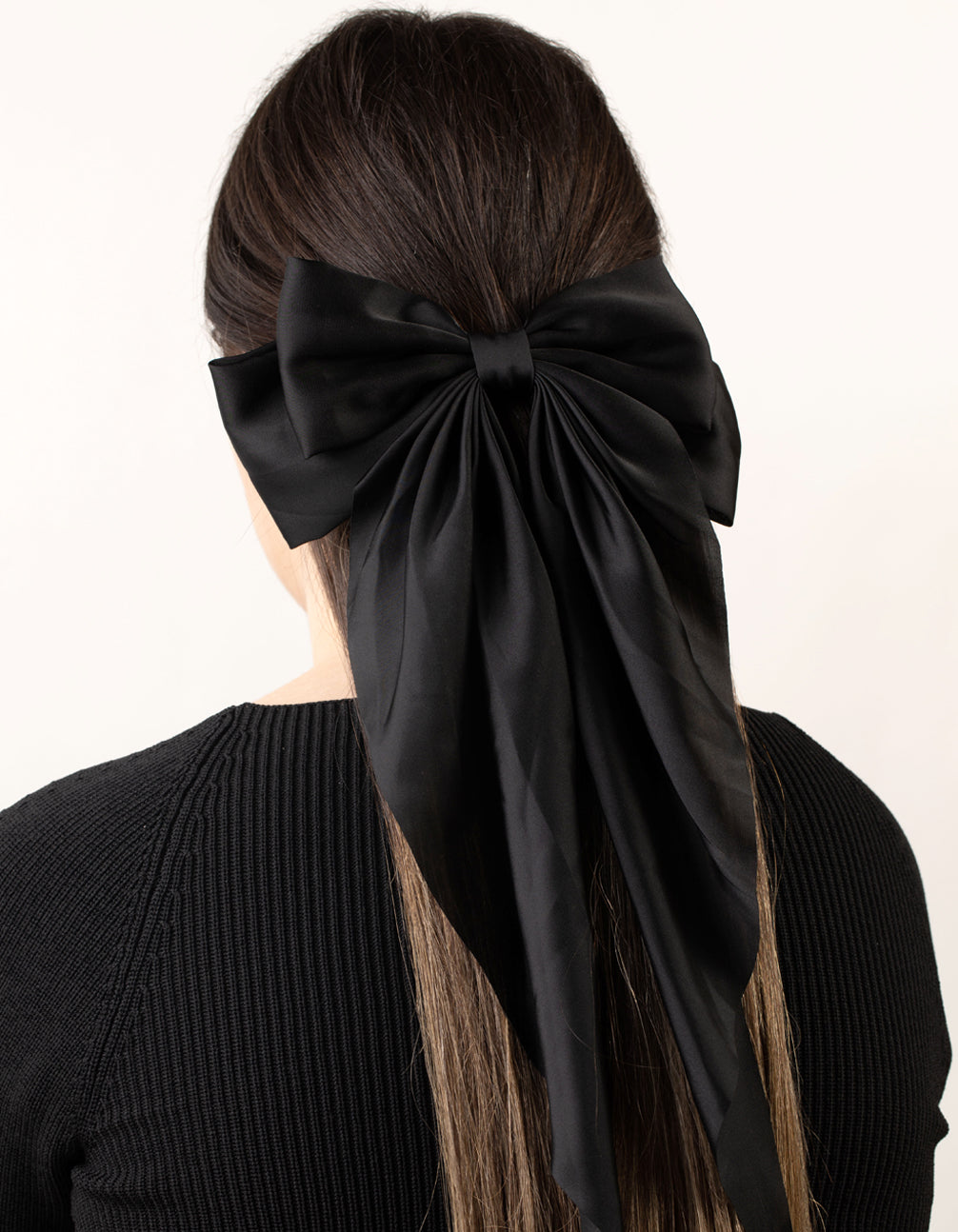 Black Bow Clip