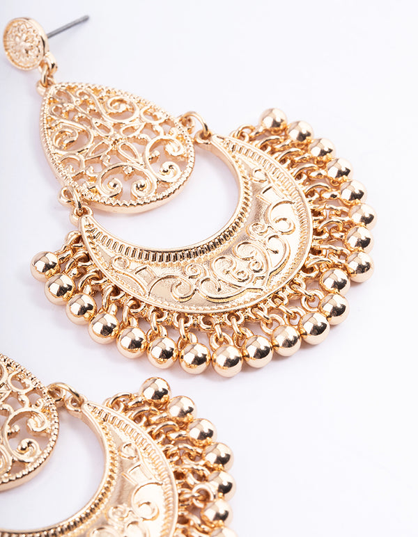Gold Textured Detailed Earrings