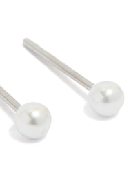 Pearl Mini Stud Earrings - link has visual effect only