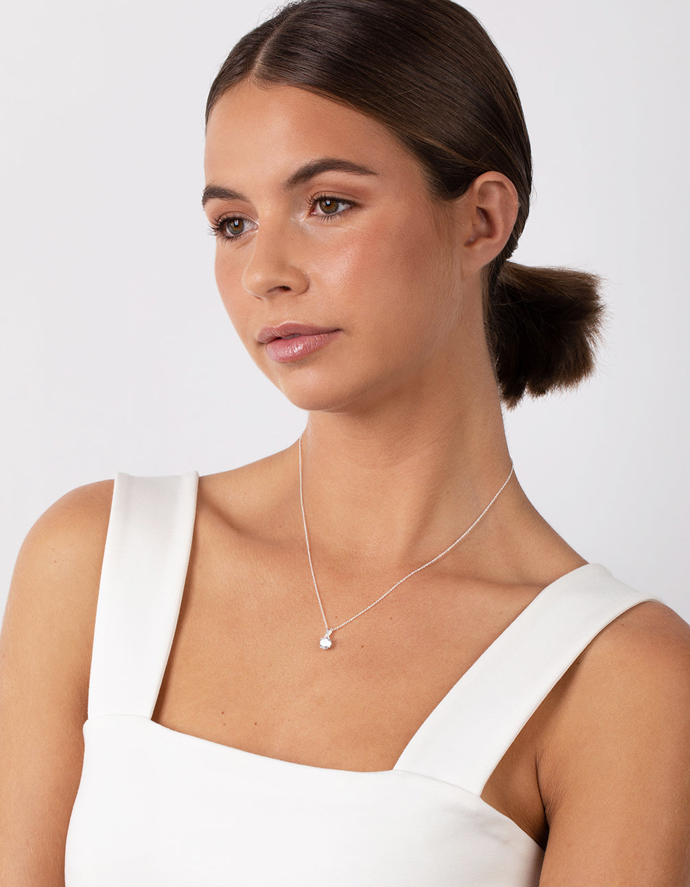 Sterling Silver Cubic Zirconia 100 Facet 4 Claw Necklace
