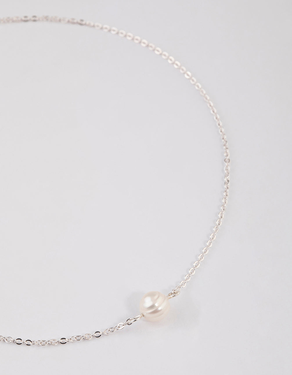 Silver Pearl Choker