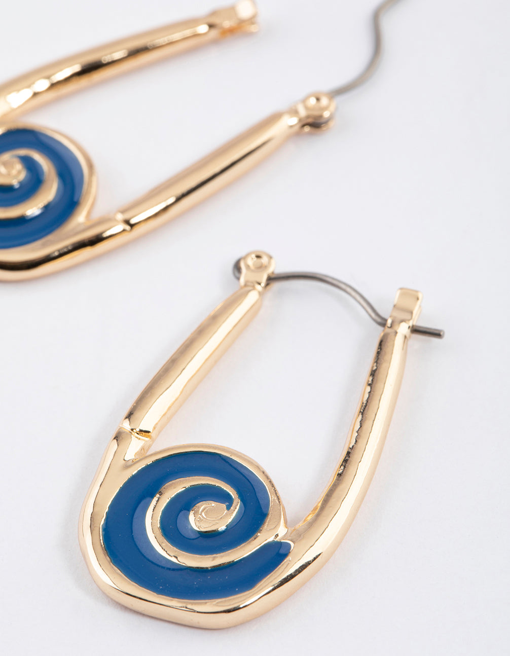 Gold Swirl Oval Hoop Earrings