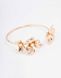 Gold Plated Pearl Centre Flower Wrist Cuff - link has visual effect only