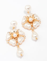 Gold Heart Pearl Drop Earrings - link has visual effect only