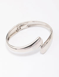 Silver Twisted Wrist Cuff - link has visual effect only