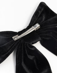 Medium Relaxed Velvet Bow clip - link has visual effect only