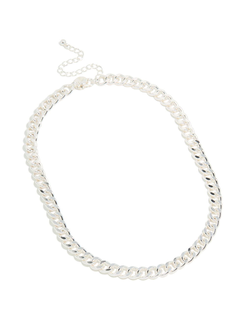 Designed with silver plated material, this curb chain necklace front view