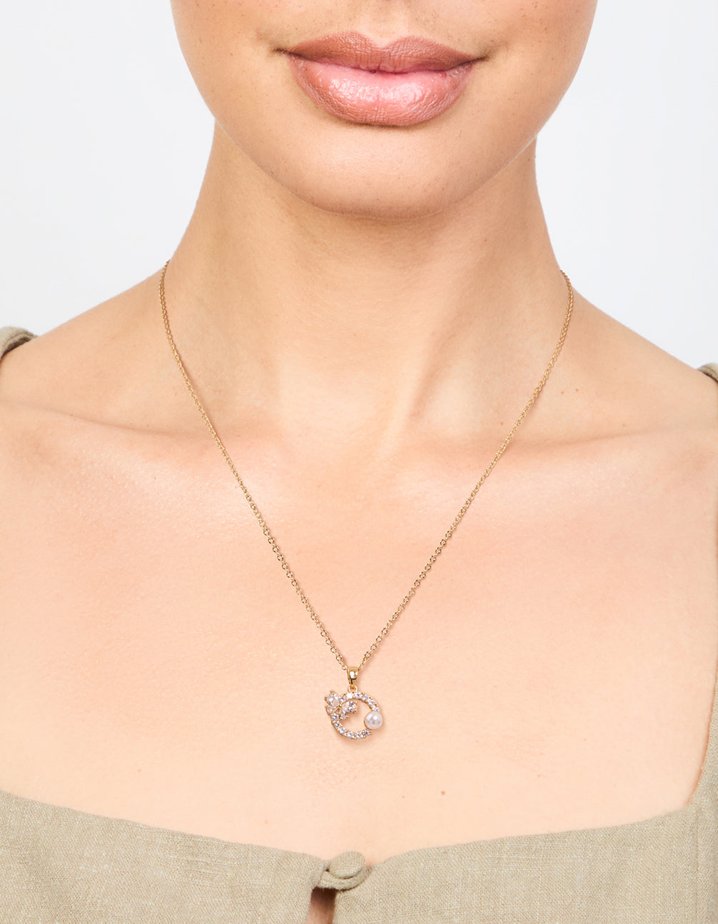 Gold Plated Pearl & Cubic Zirconia Wreath Necklace