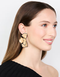 Black & Gold Etched Floral Stud Earrings - link has visual effect only