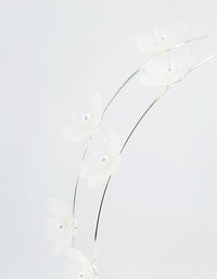 Silver Pearl Small Flower Headband - link has visual effect only