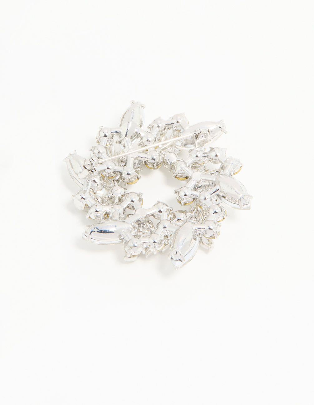 Silver Diamante Leaf Round Brooch