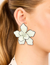 Black & White Five Petal Flower Stud Earrings - link has visual effect only