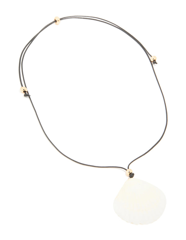 White Clam Shell Cord Necklace