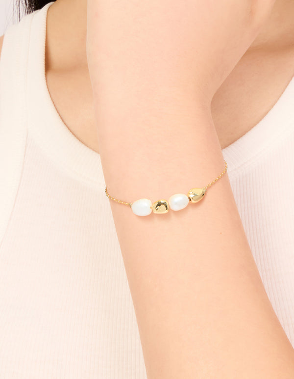 Gold Plated Freshwater Pearl & Molten Beaded Bracelet