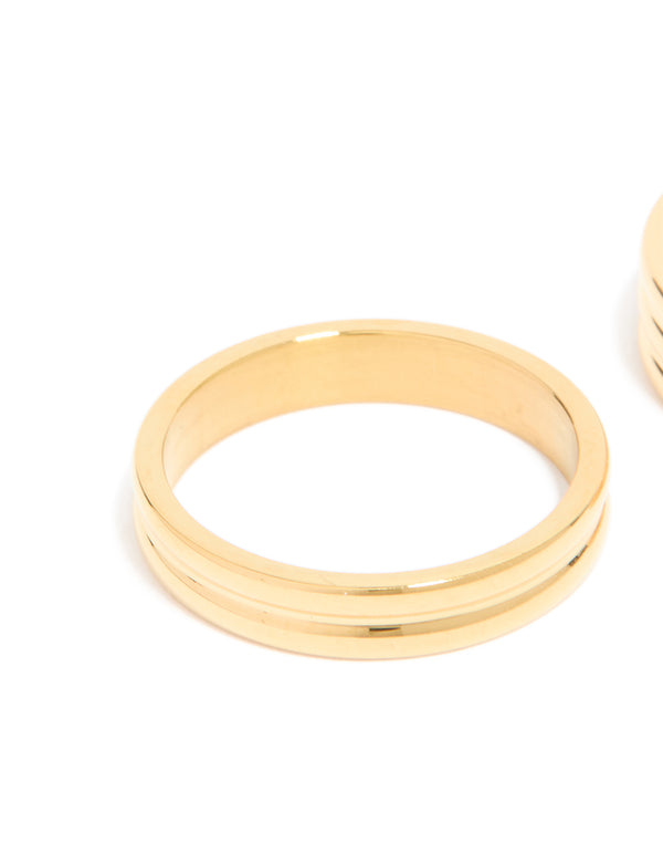 Crafted from waterproof gold plated stainless steel simple band stacking rings in a 2-pack close up view