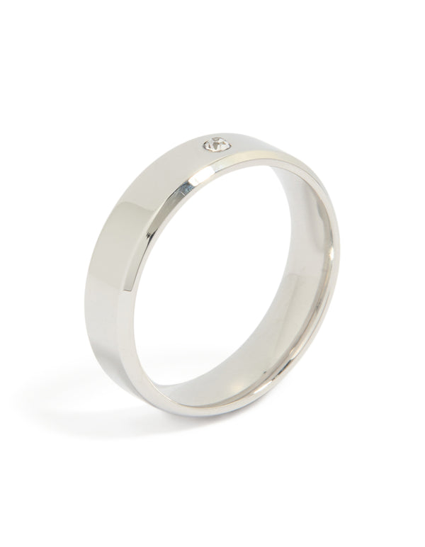 Crafted from waterproof stainless steel smooth band with solitaire cubic zirconia crystal in silver and clear side detail view