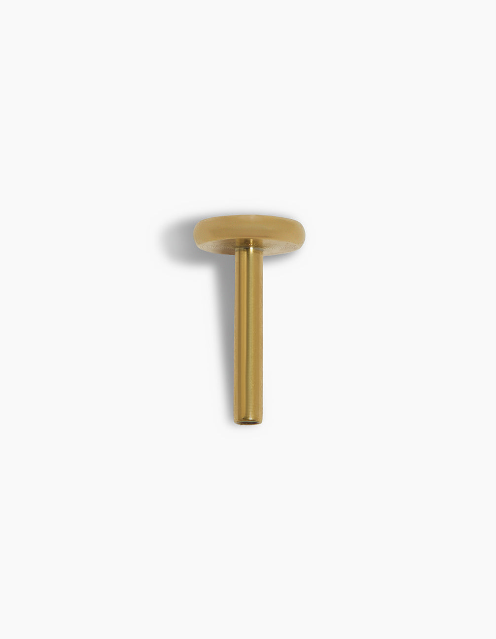 Displaying a letter C stud with initial detail in gold plated titanium featuring threadless flat back closure post detail view