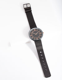 Black Metal Mesh Strap Watch - link has visual effect only