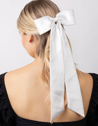 Statement Relaxed Fabric Bow Clip - link has visual effect only