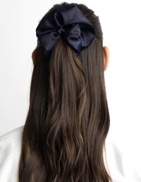 Large Navy Scrunchie - link has visual effect only