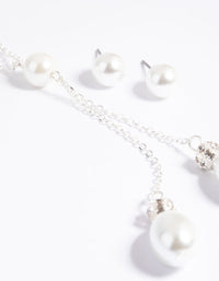 Silver Pearl Necklace & Earrings Set - link has visual effect only
