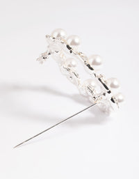 Silver Diamante Leaf & Pearl Brooch - link has visual effect only