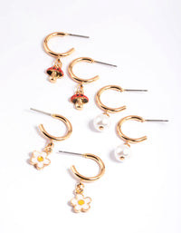 Gold Pearly Daisy Huggie Pack Earrings - link has visual effect only