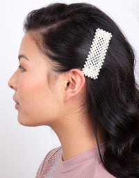 Pearl Chunky Hair Clip - link has visual effect only